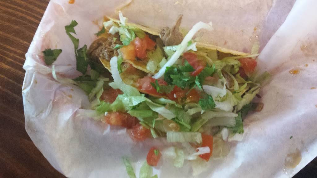 Fuzzys Taco Shop | restaurant | 311 University Blvd Suite 500, Round Rock, TX 78665, USA | 5127262124 OR +1 512-726-2124