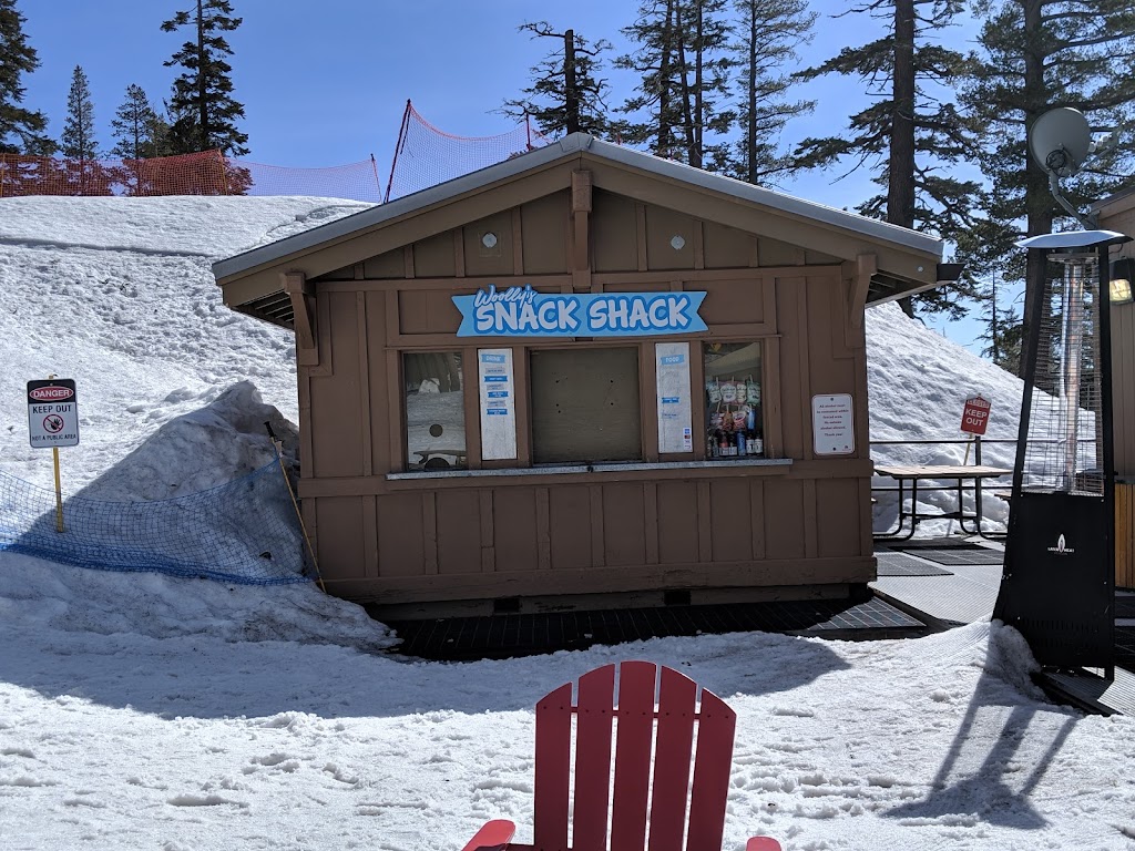 Woollys Tube Park & Snow Play | meal takeaway | 9000 Minaret Rd # 200, Mammoth Lakes, CA 93546, USA | 7609347533 OR +1 760-934-7533