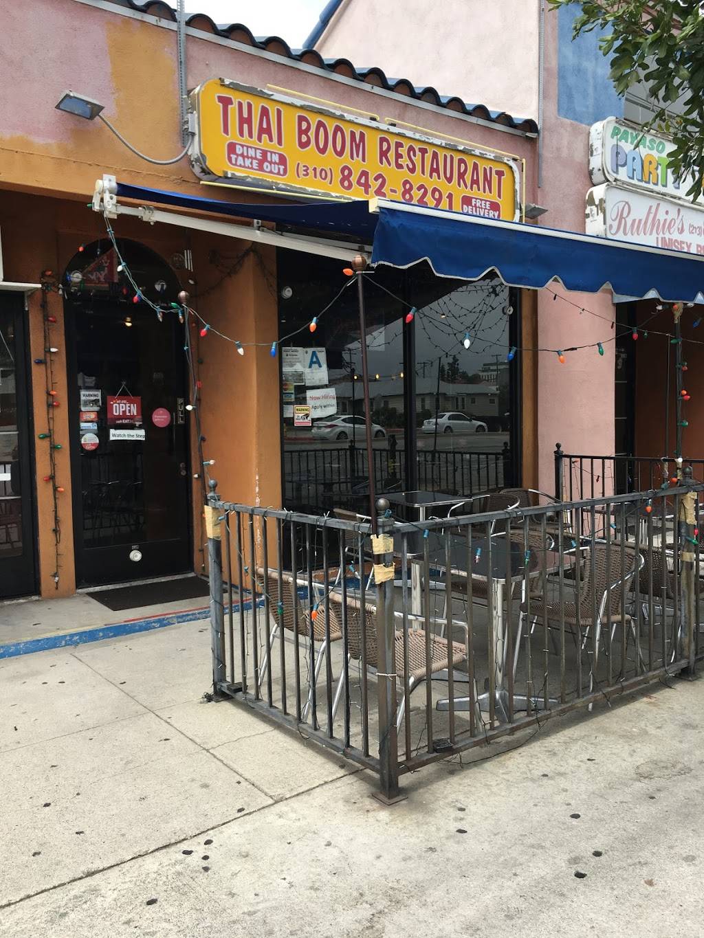 Thai Boom | restaurant | 10863 Venice Blvd, Los Angeles, CA 90034, USA | 3108428291 OR +1 310-842-8291
