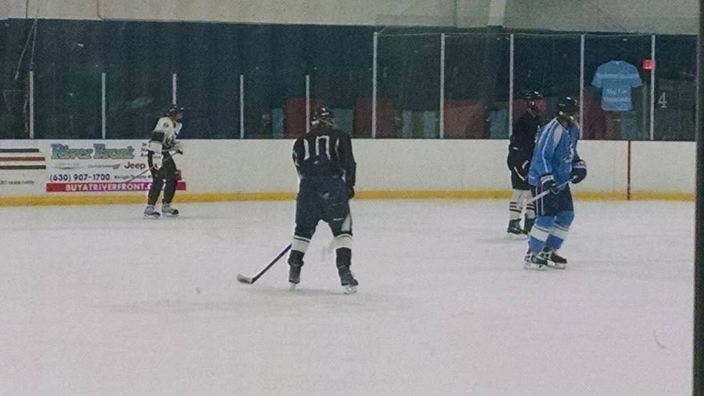 Chelios Pub and Grill | restaurant | 1996 S Kirk Rd, Geneva, IL 60134, USA | 3312480182 OR +1 331-248-0182