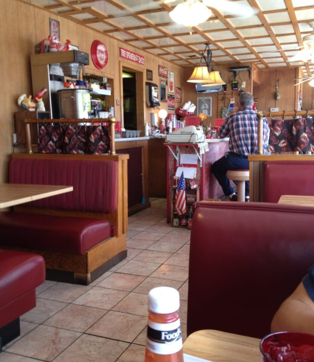 Dales Diner | restaurant | 2415 E Andrew Johnson Hwy, Morristown, TN 37814, USA | 4235878589 OR +1 423-587-8589