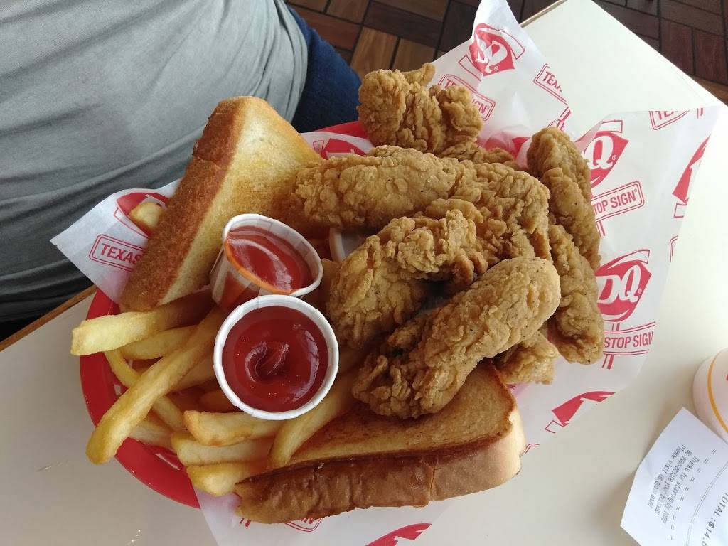 Dairy Queen Store | restaurant | HWY 87 AND I-10, Comfort, TX 78013, USA | 8309953200 OR +1 830-995-3200