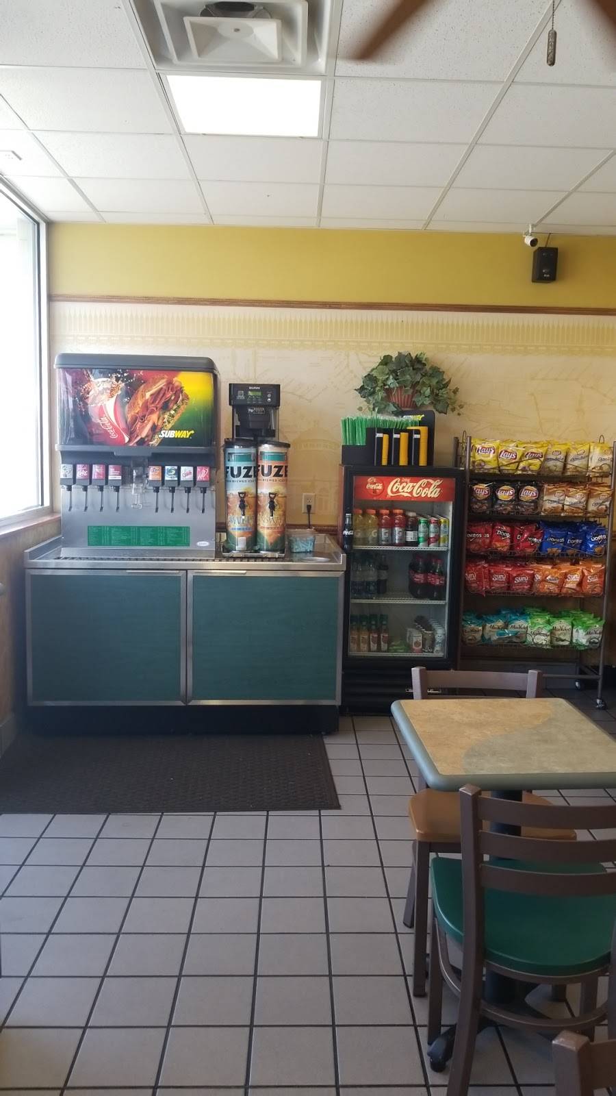Subway | restaurant | 2700 Adlai Stevenson Dr, Springfield, IL 62703, USA | 2175856788 OR +1 217-585-6788