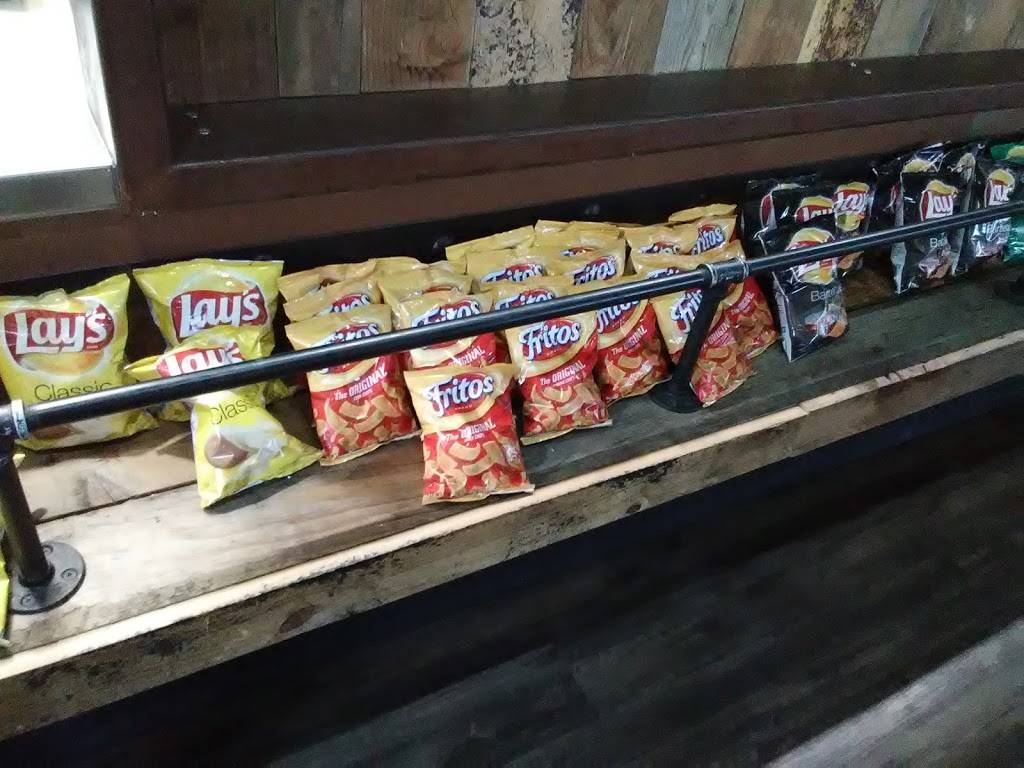 Dickeys Barbecue Pit | restaurant | 3035 Henry St, Muskegon, MI 49441, USA | 2313755644 OR +1 231-375-5644