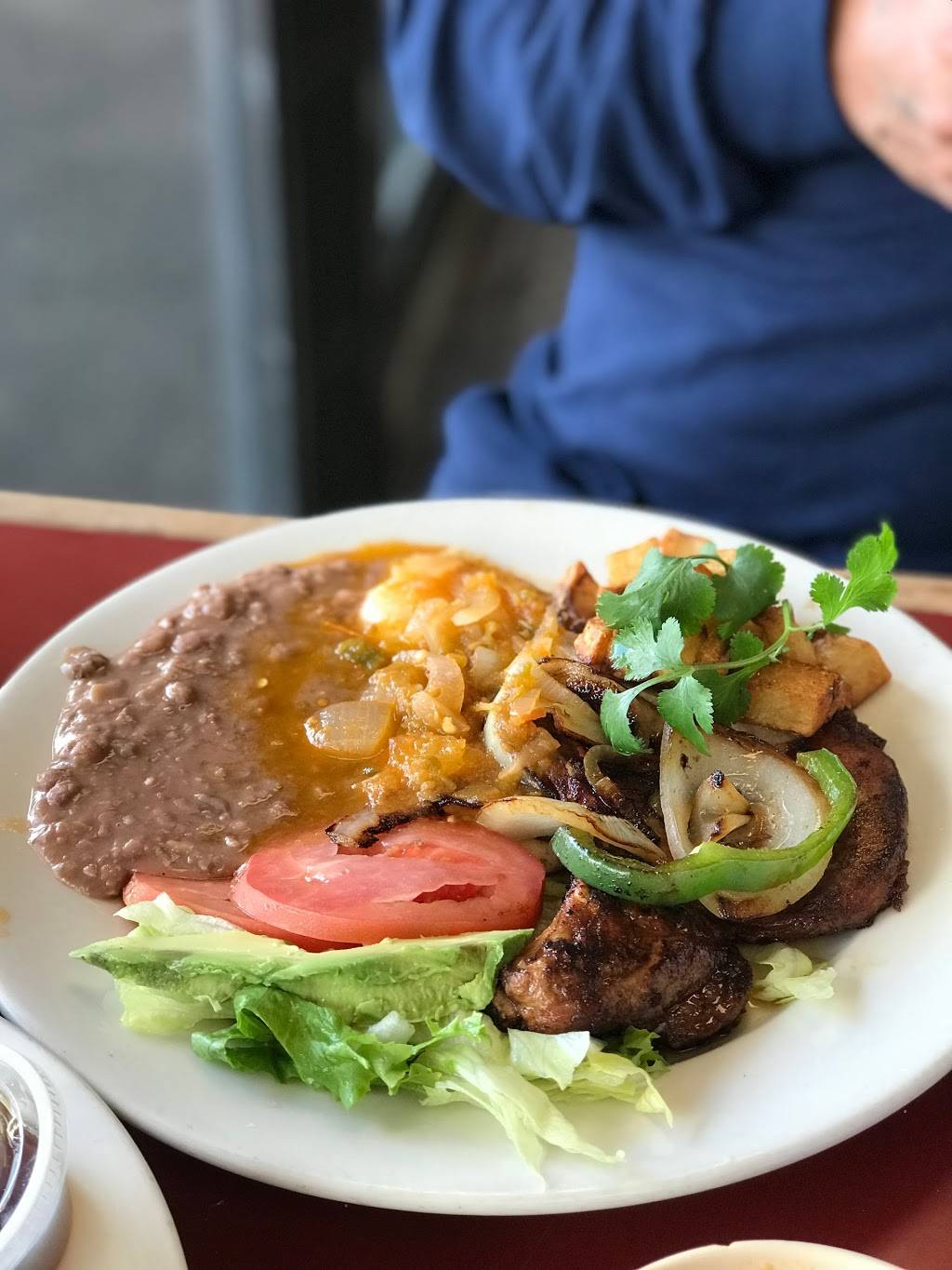 Clios Restaurant | restaurant | 15749 North Fwy, Houston, TX 77090, USA | 2818754745 OR +1 281-875-4745