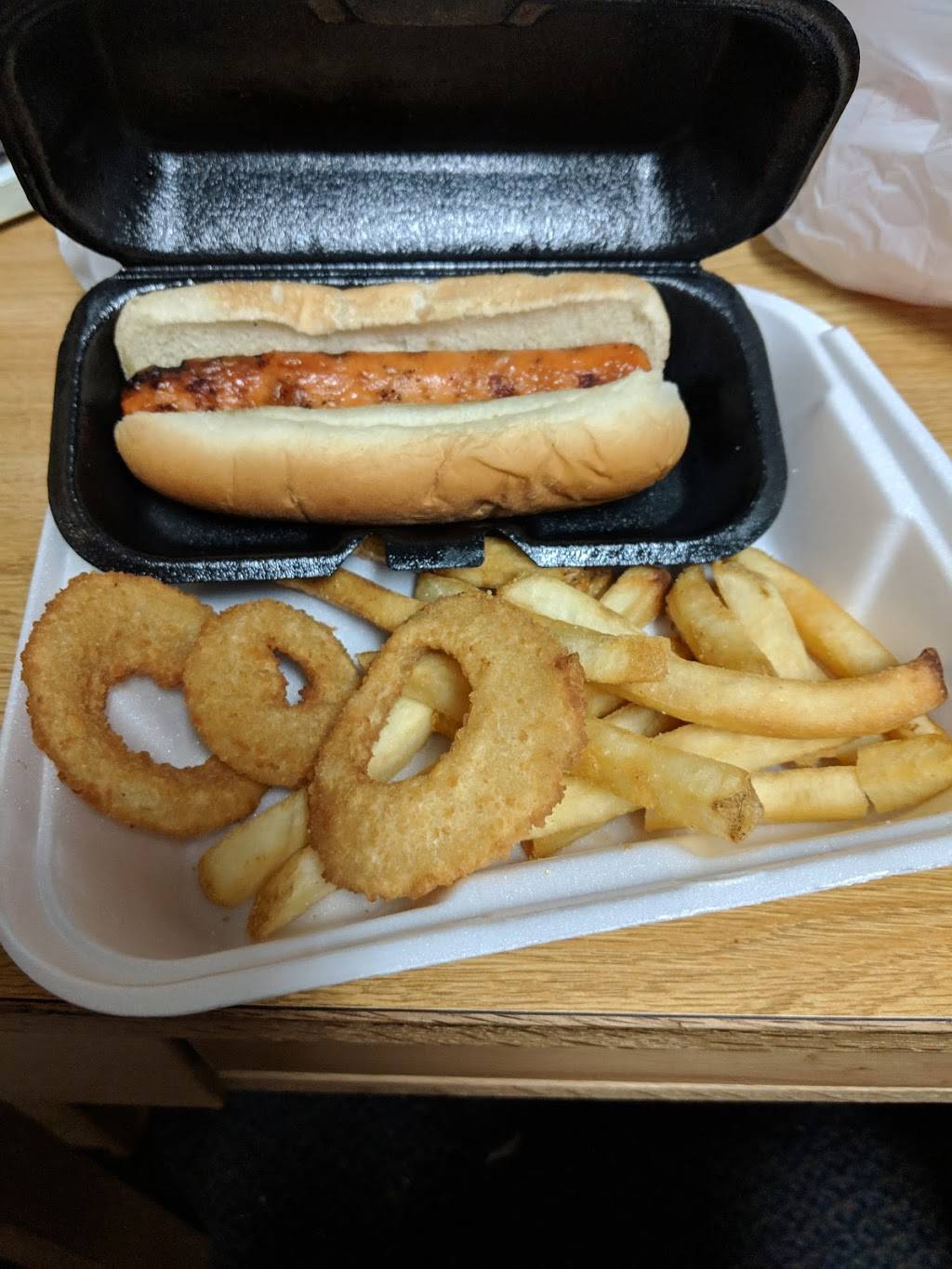 Cook Out | restaurant | 1818 Monticello Ave, Norfolk, VA 23235, USA | 7579623781 OR +1 757-962-3781