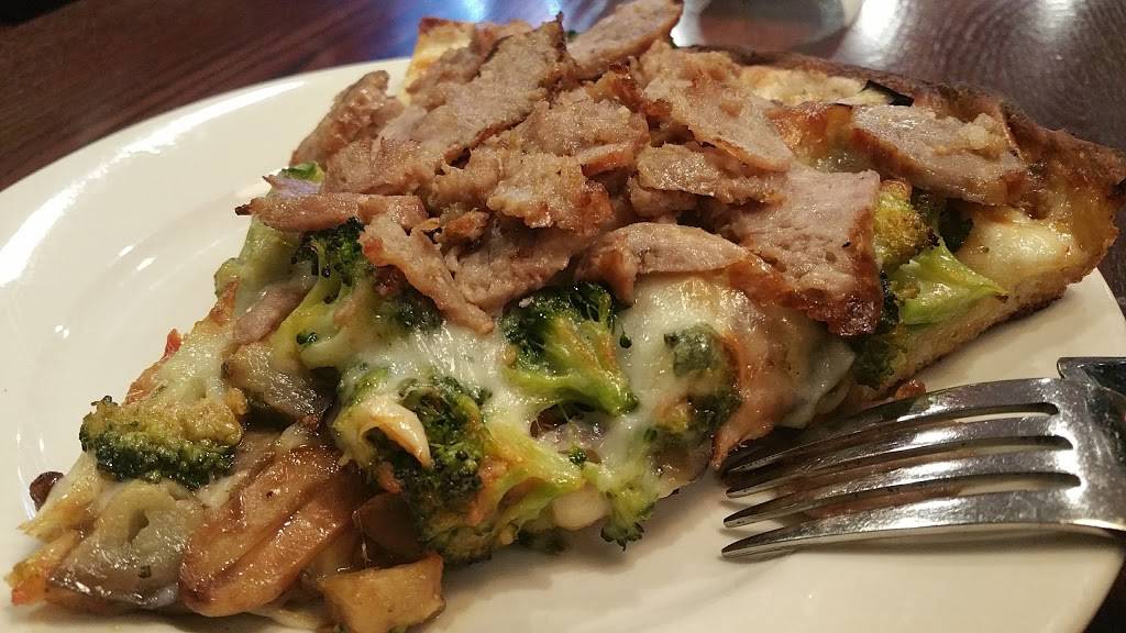 Mama Mia of Northport | restaurant | 395 Fort Salonga Rd, Northport, NY 11768, USA | 6316515015 OR +1 631-651-5015