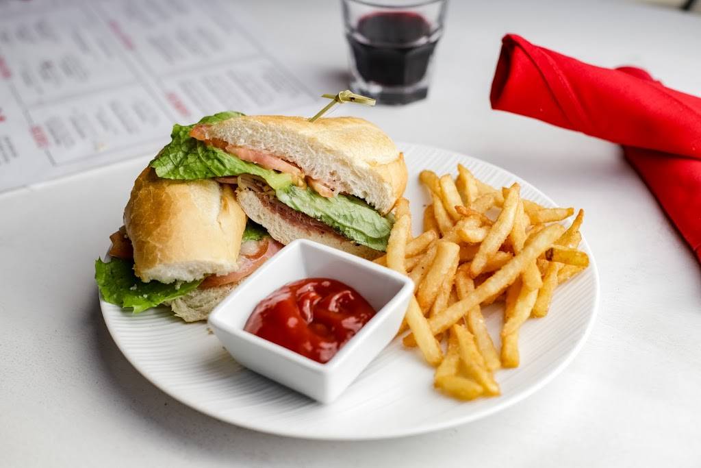 Holy Crust | restaurant | 3011 Gulden Ln Suite 112, Dallas, TX 75212, USA | 4693290707 OR +1 469-329-0707