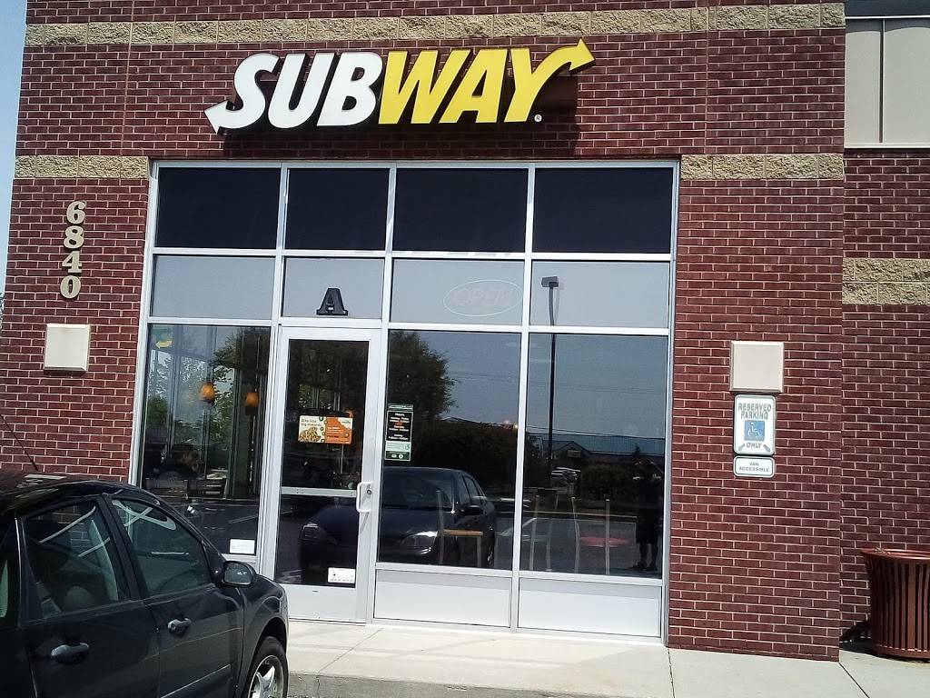Subway | restaurant | 6840 W Main St, Kalamazoo, MI 49009, USA | 2693534567 OR +1 269-353-4567