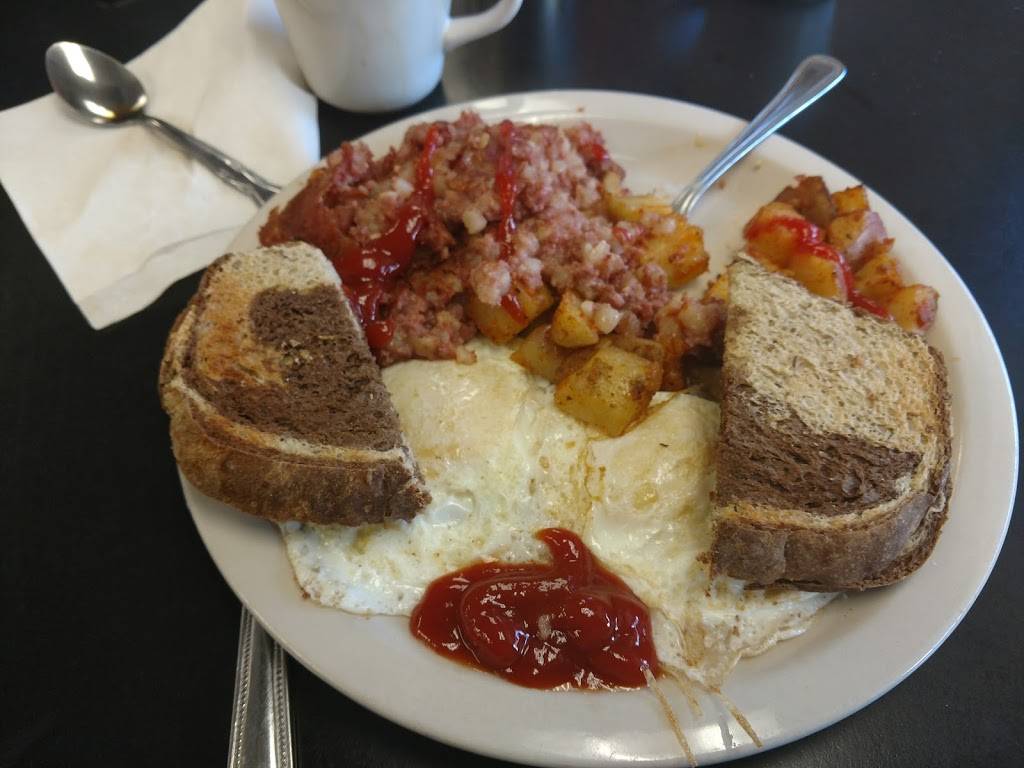 Papa Paulies Grill | restaurant | 624 Admiral St, Providence, RI 02908, USA | 4018315178 OR +1 401-831-5178