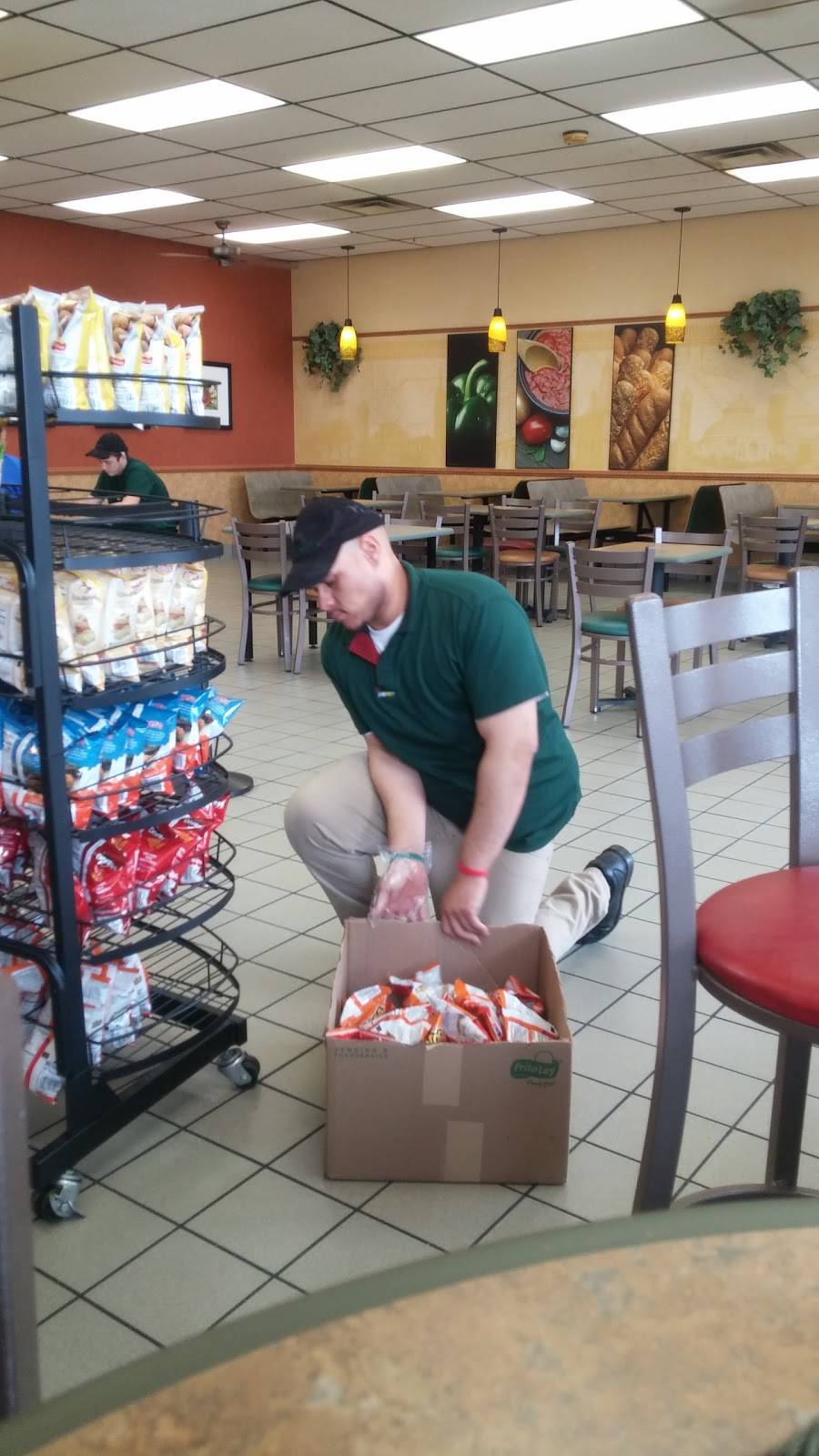 Subway | restaurant | 2125 Edsel Ln NW, Corydon, IN 47112, USA | 8127388484 OR +1 812-738-8484