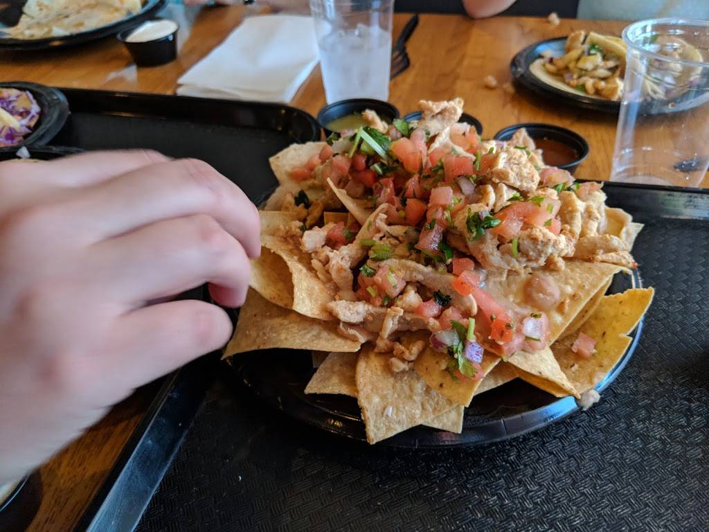 Los Taquitos | restaurant | 7000 N 16th St, Phoenix, AZ 85020, USA | 6023710111 OR +1 602-371-0111