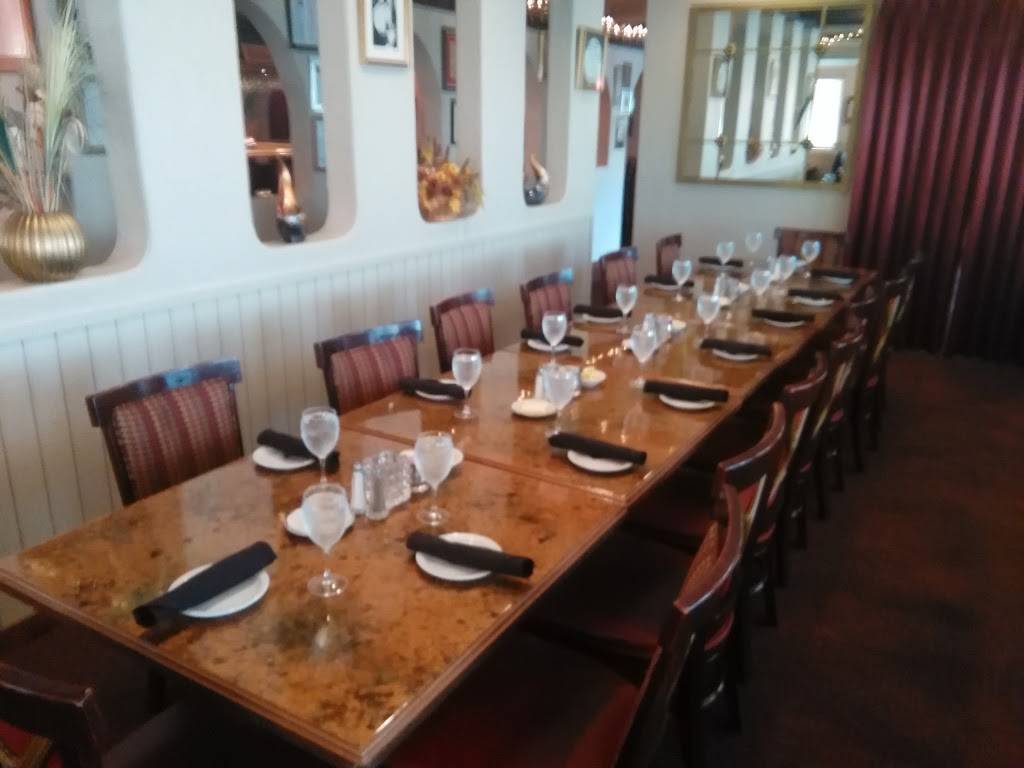 Agostinos Restaurant & Bar | restaurant | 130 Ludwig Dr, Fairview Heights, IL 62208, USA | 6183941800 OR +1 618-394-1800