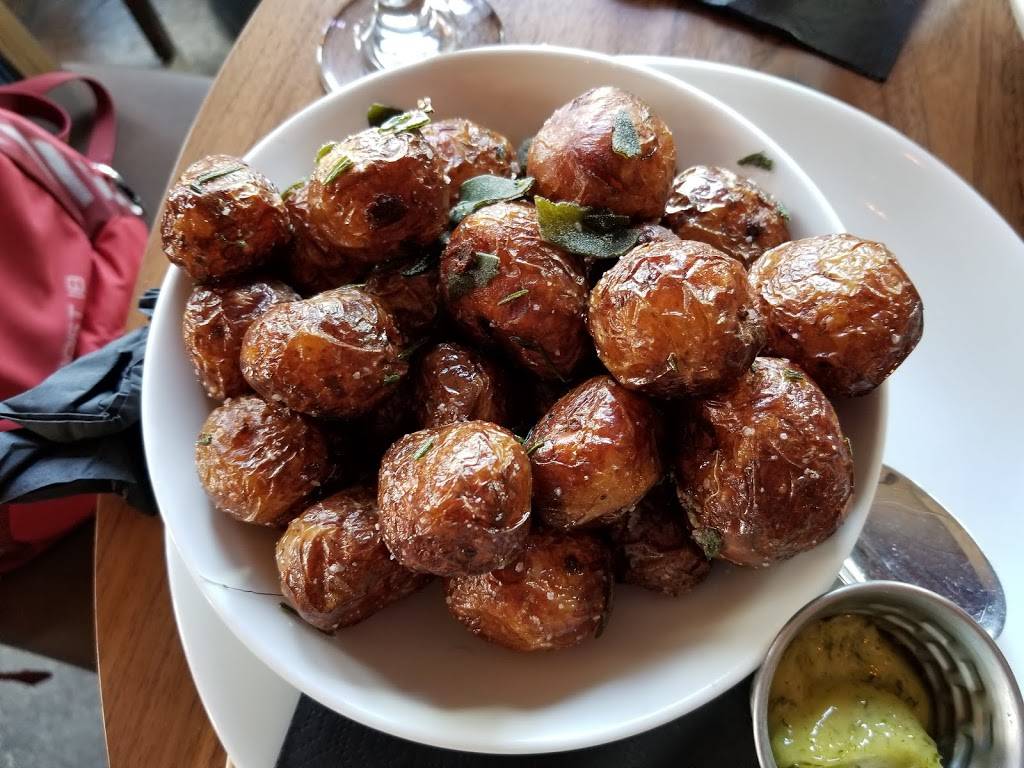 Steelbach | restaurant | 1902 N Ola Ave, Tampa, FL 33602, USA | 8136935478 OR +1 813-693-5478