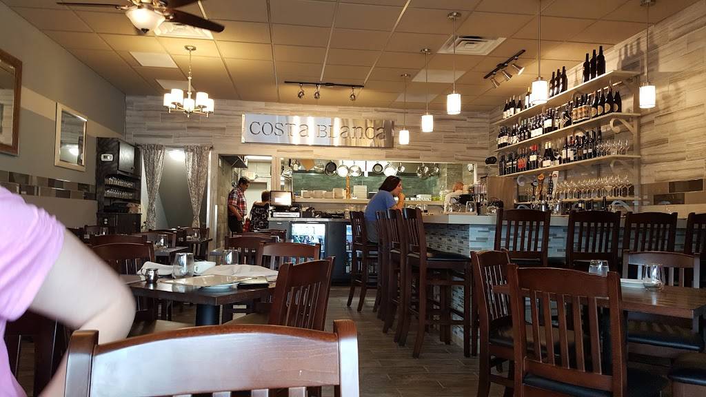 Costa Blanca Bistro | restaurant | 2416 Central Ave NE, Minneapolis, MN 55418, USA | 6127899296 OR +1 612-789-9296