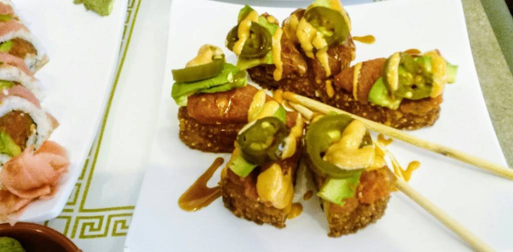 Meshuga 4 Sushi | restaurant | 526 N La Brea Ave, Los Angeles, CA 90036, USA | 3239649985 OR +1 323-964-9985