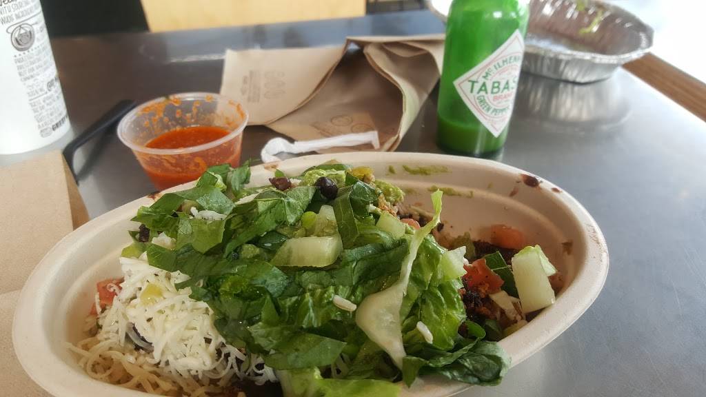 Chipotle Mexican Grill | restaurant | 525 Boardman Poland Rd, Boardman, OH 44512, USA | 3307581477 OR +1 330-758-1477