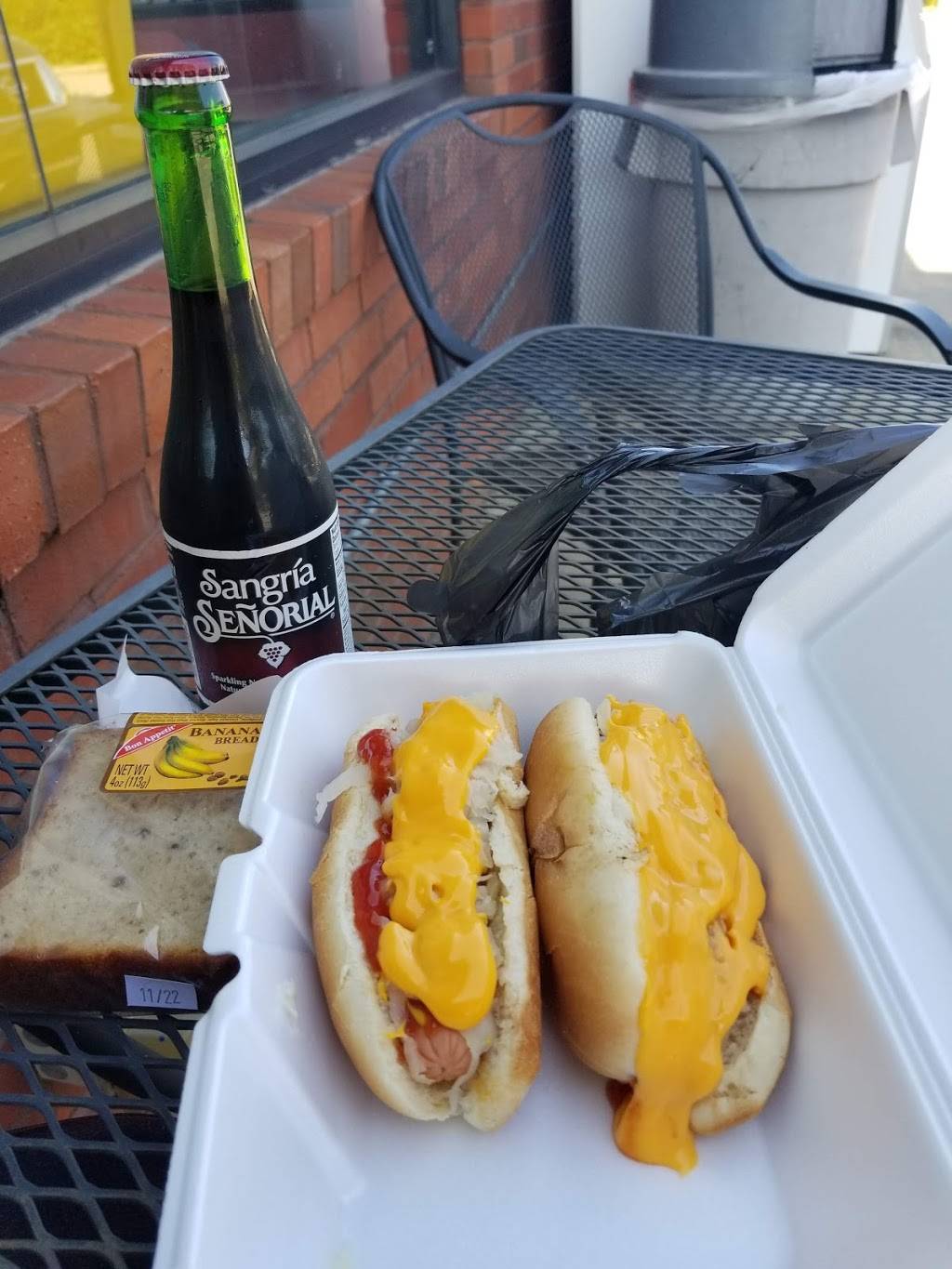 Sneaky Petes Hotdogs (Pelham Marathon) | restaurant | 2260 Pelham Pkwy, Pelham, AL 35124, USA | 2057338780 OR +1 205-733-8780