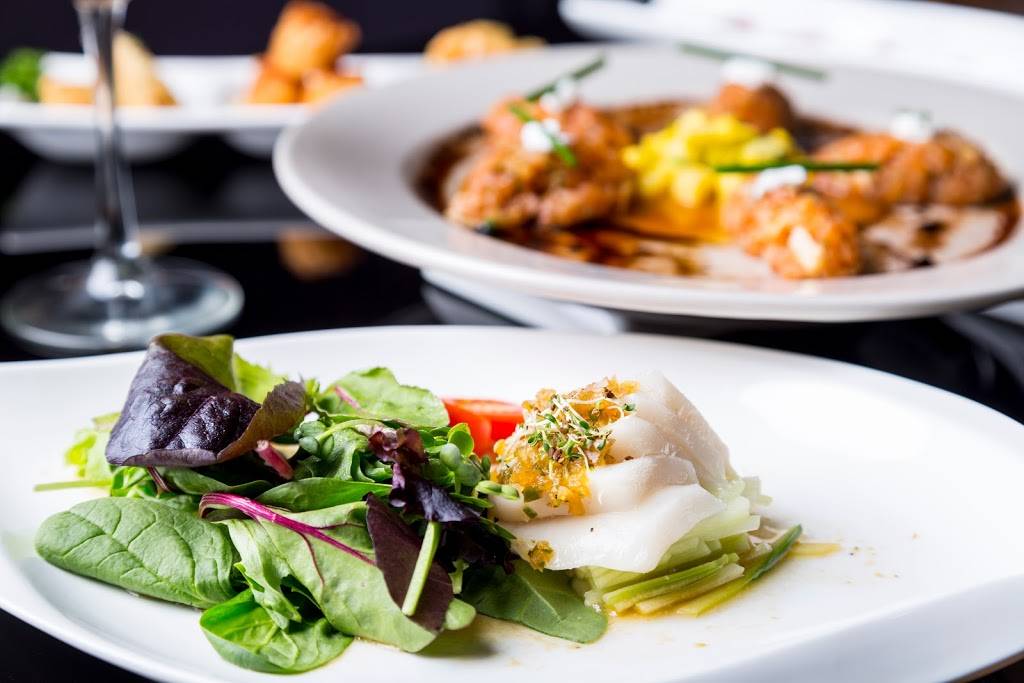 Airis Sushi Bar & Lounge | restaurant | 628 N Front St, Philadelphia, PA 19123, USA | 2674448527 OR +1 267-444-8527