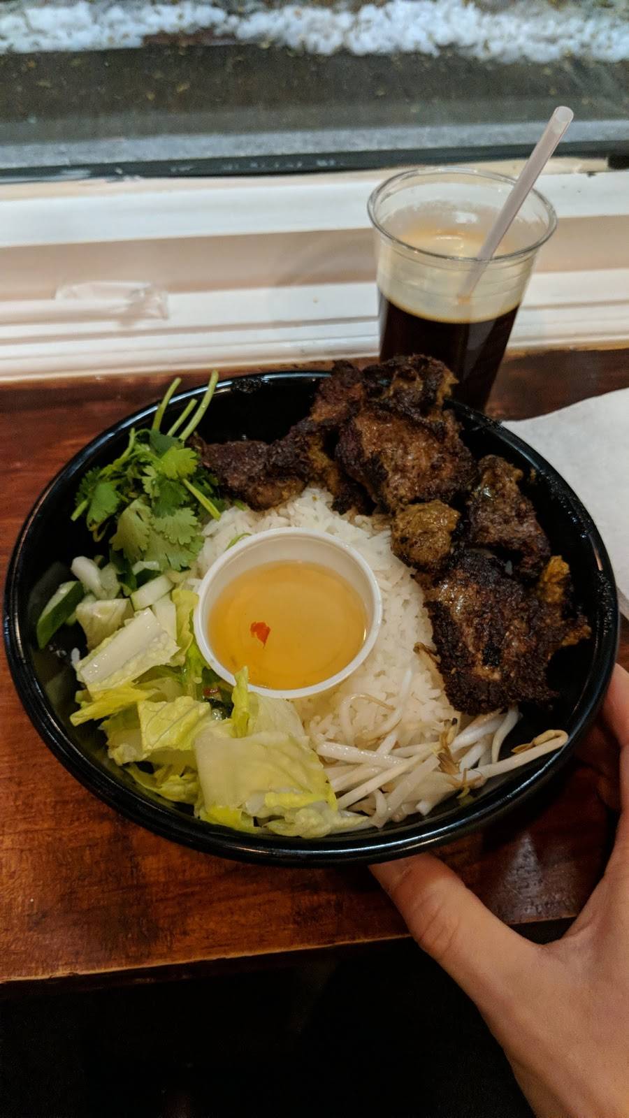 Yey’s Cafe | restaurant | 3225 Main St, Buffalo, NY 14214, USA | 7168340980 OR +1 716-834-0980