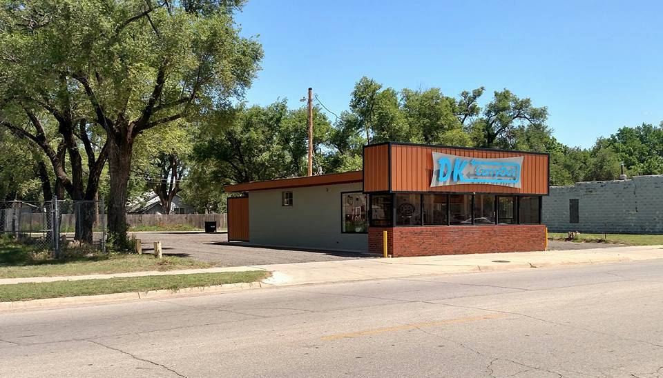 DK Carryout | meal takeaway | 1524 E 4th Ave, Hutchinson, KS 67501, USA | 6206151444 OR +1 620-615-1444