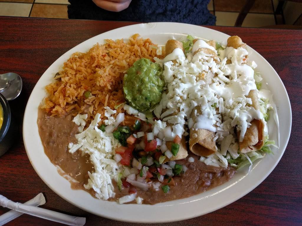 El Birrias Restaurant | restaurant | 1933 N MacArthur Blvd, Oklahoma City, OK 73127, USA | 4054958700 OR +1 405-495-8700