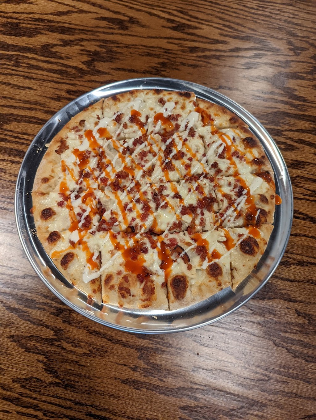 Pour House | restaurant | 138 Riverfront Plaza, Hamilton, OH 45011, USA | 5138054090 OR +1 513-805-4090