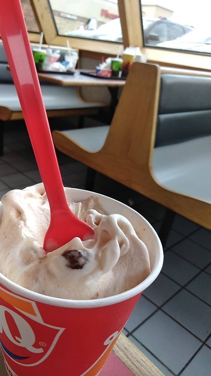 Dairy Queen | restaurant | 1101 Commerce St, Wellsburg, WV 26070, USA | 3047373682 OR +1 304-737-3682