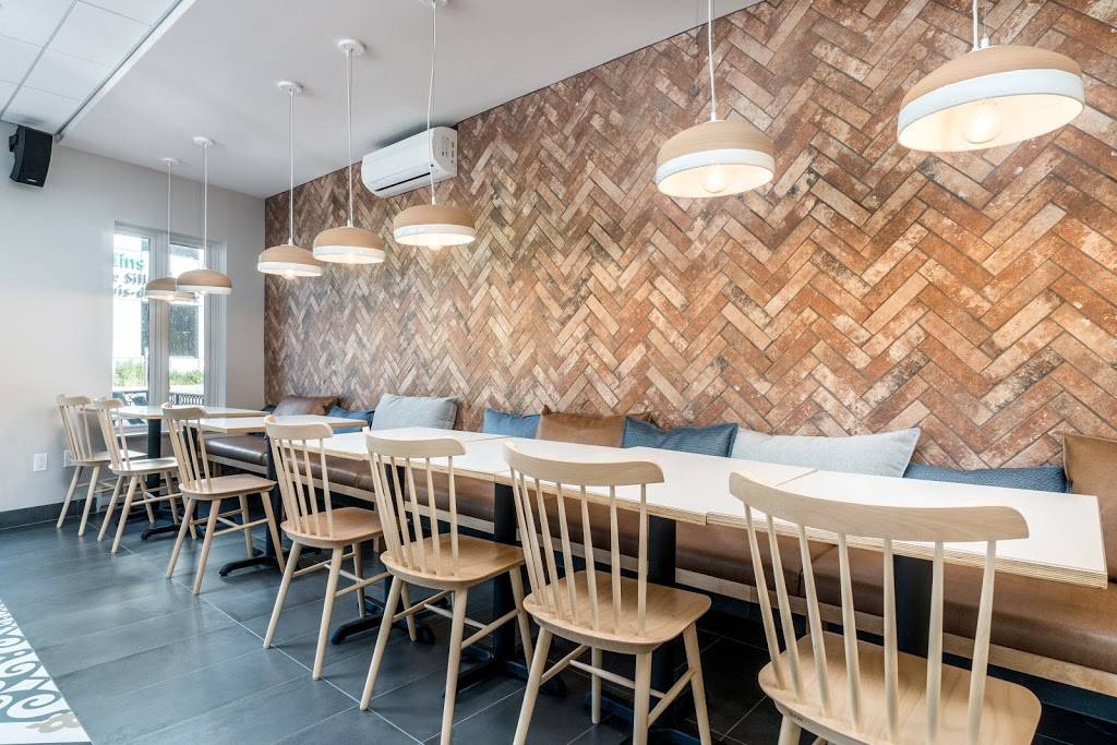 LioFesta | Poulet Portugais | restaurant | 1452 Avenue Maguire, Québec, QC G1T 1Z4, Canada | 4185274551 OR +1 418-527-4551