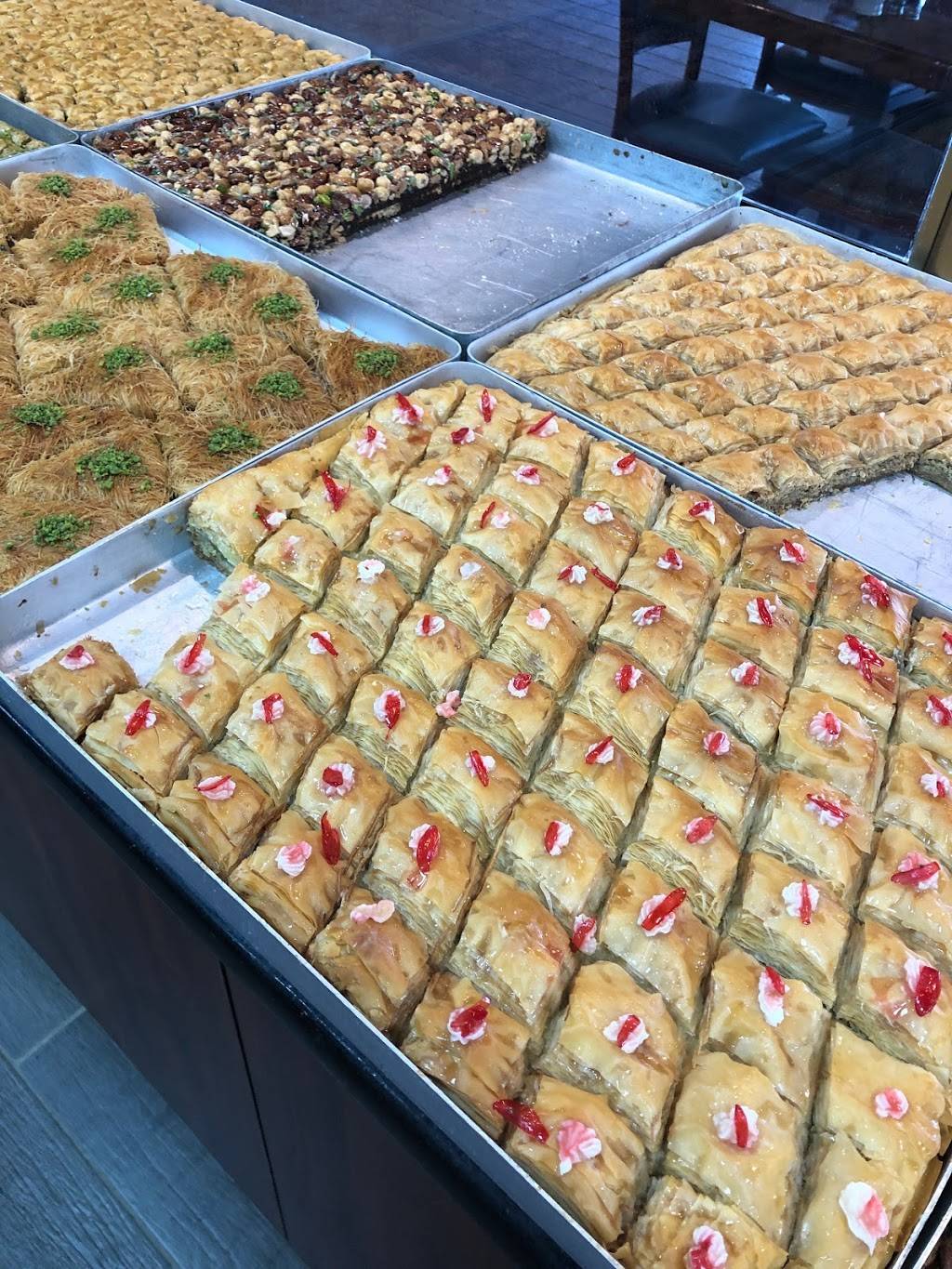 Sallora & Sam Bakery Grill and Catering | bakery | 8500 S Harlem Ave, Bridgeview, IL 60455, USA | 7085814239 OR +1 708-581-4239