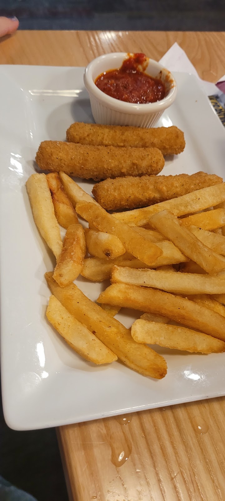 BOOMERS Restaurant | restaurant | 512 Main St, Saco, ME 04072, USA | 2074941500 OR +1 207-494-1500