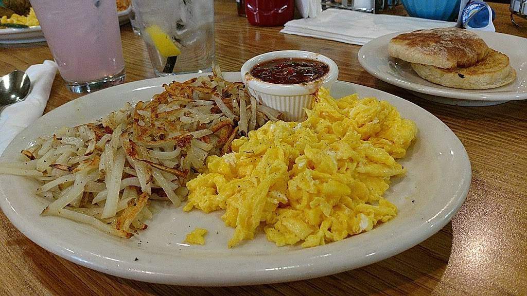 Hunnys Restaurant | restaurant | 402 S Main St, Corona, CA 92882, USA | 9517357020 OR +1 951-735-7020