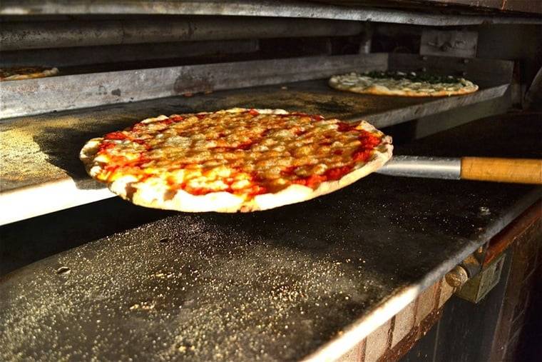 Saporito Pizza | meal takeaway | 896 Huguenot Ave, Staten Island, NY 10312, USA | 7182276300 OR +1 718-227-6300