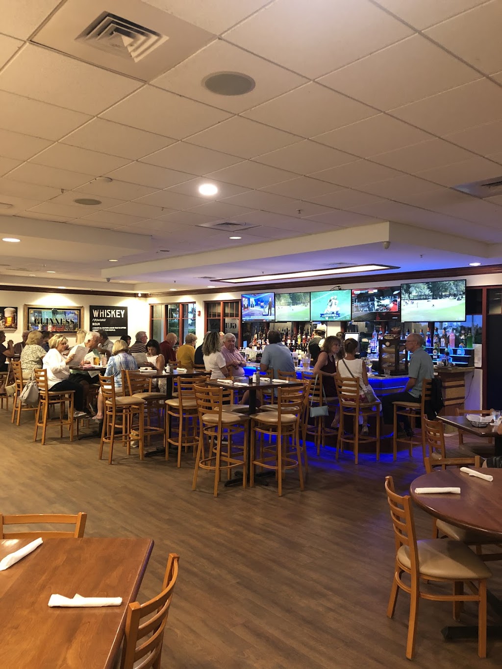 Mulligans Bar & Grill | restaurant | 5375 Hibiscus Dr, Naples, FL 34113, USA | 2393252630 OR +1 239-325-2630