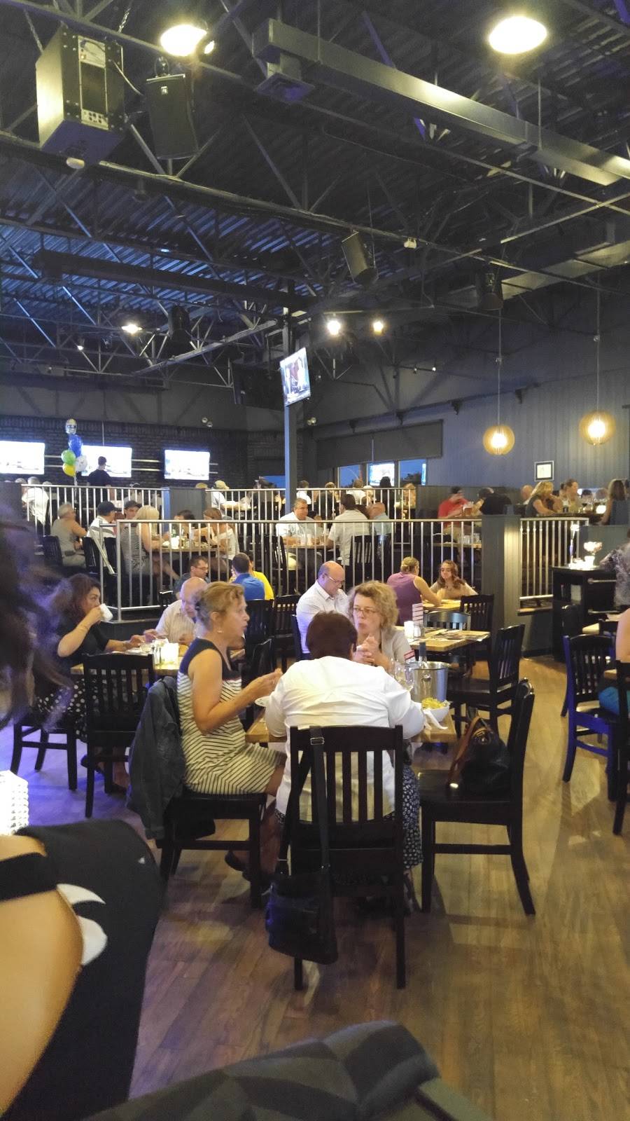 Brasserie Daniel Lapointe Granby | restaurant | 750 Rue Principale, Granby, QC J2G 2Y4, Canada | 5793657500 OR +1 579-365-7500