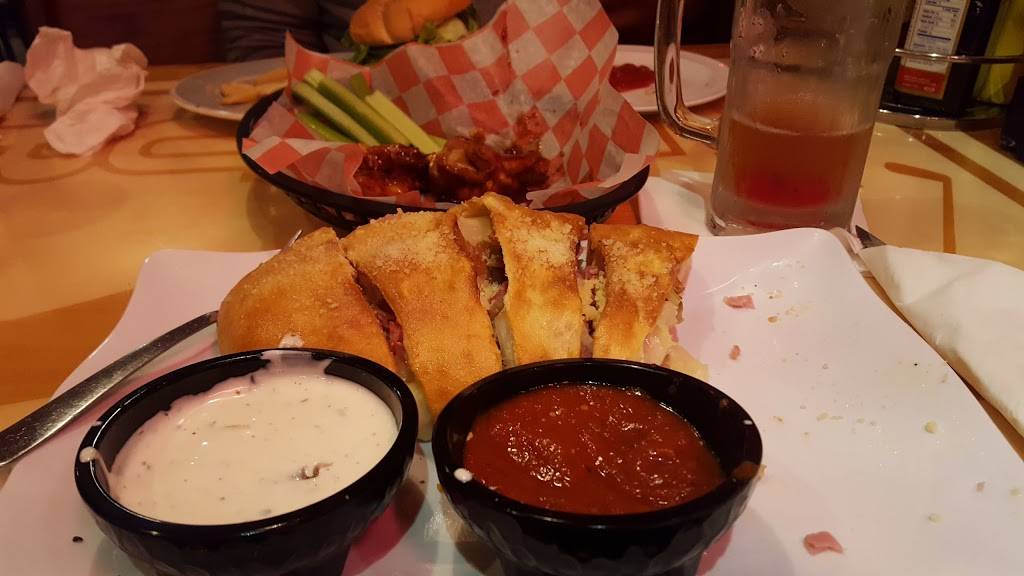 Puzzlers Pub | restaurant | 3498 E Bristol Rd, Burton, MI 48529, USA | 8107449999 OR +1 810-744-9999