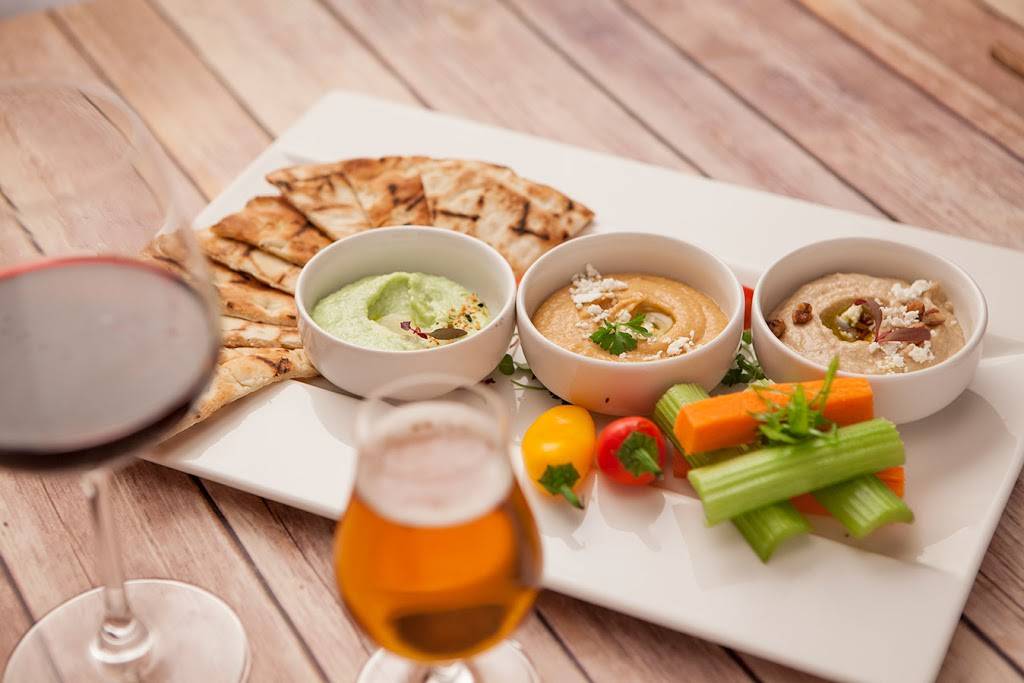 Craft & Vine | restaurant | 310 S Oak St #300, Roanoke, TX 76262, USA | 8174648181 OR +1 817-464-8181