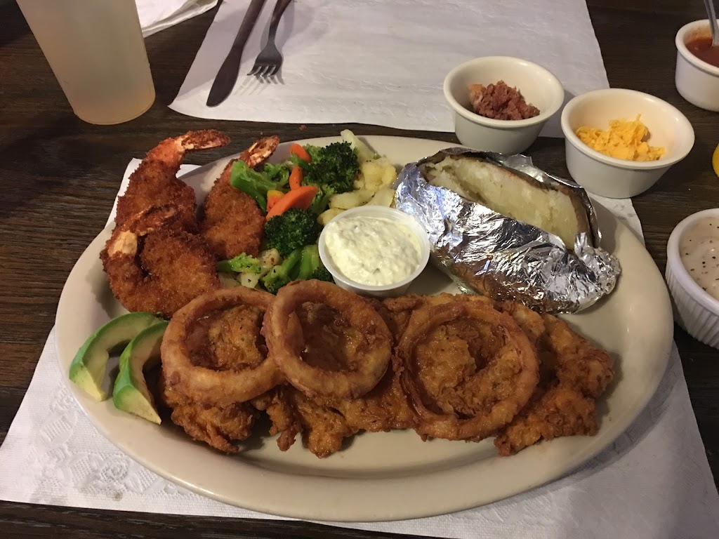 Charlies Corona Bar and Grill | restaurant | 3902 San Bernardo Ave, Laredo, TX 78041, USA | 9567258227 OR +1 956-725-8227