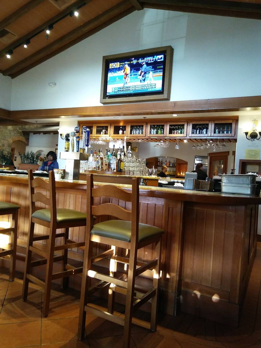 Olive Garden Italian Restaurant | meal takeaway | 11 Allstate Rd B, Dorchester, MA 02125, USA | 6179891371 OR +1 617-989-1371