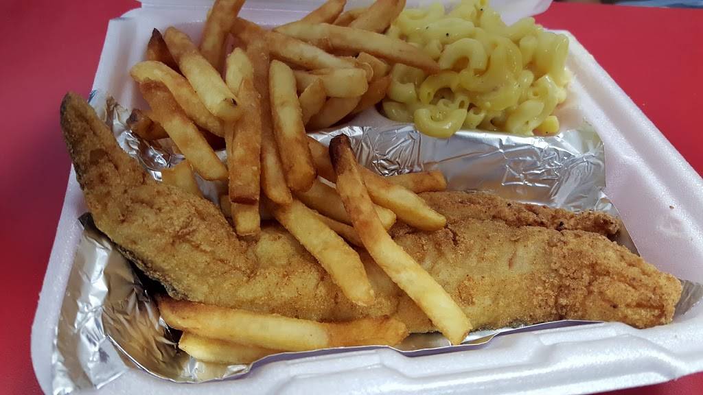 L & G Southern Soul Food | restaurant | 317 S Dupont Hwy, New Castle, DE 19720, USA | 3023227774 OR +1 302-322-7774