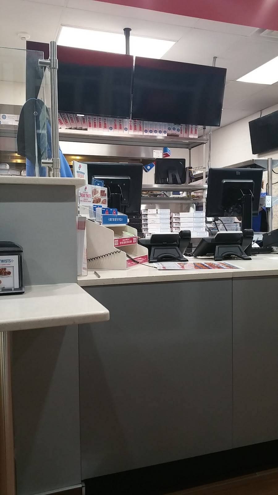 Dominos Pizza | meal delivery | 209 East Central Street, Franklin, MA 02038, USA | 5085200600 OR +1 508-520-0600