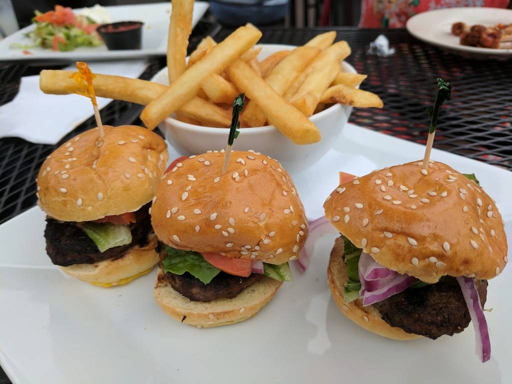 Mick Morgans | restaurant | 973 Providence Hwy, Sharon, MA 02067, USA | 7818060066 OR +1 781-806-0066