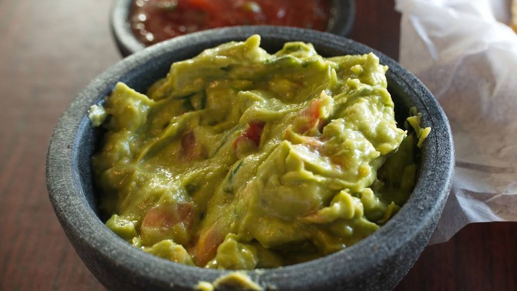 Javis Best Of Tex Mex | restaurant | 7709 E Ben White Blvd, Austin, TX 78744, USA | 5123868329 OR +1 512-386-8329