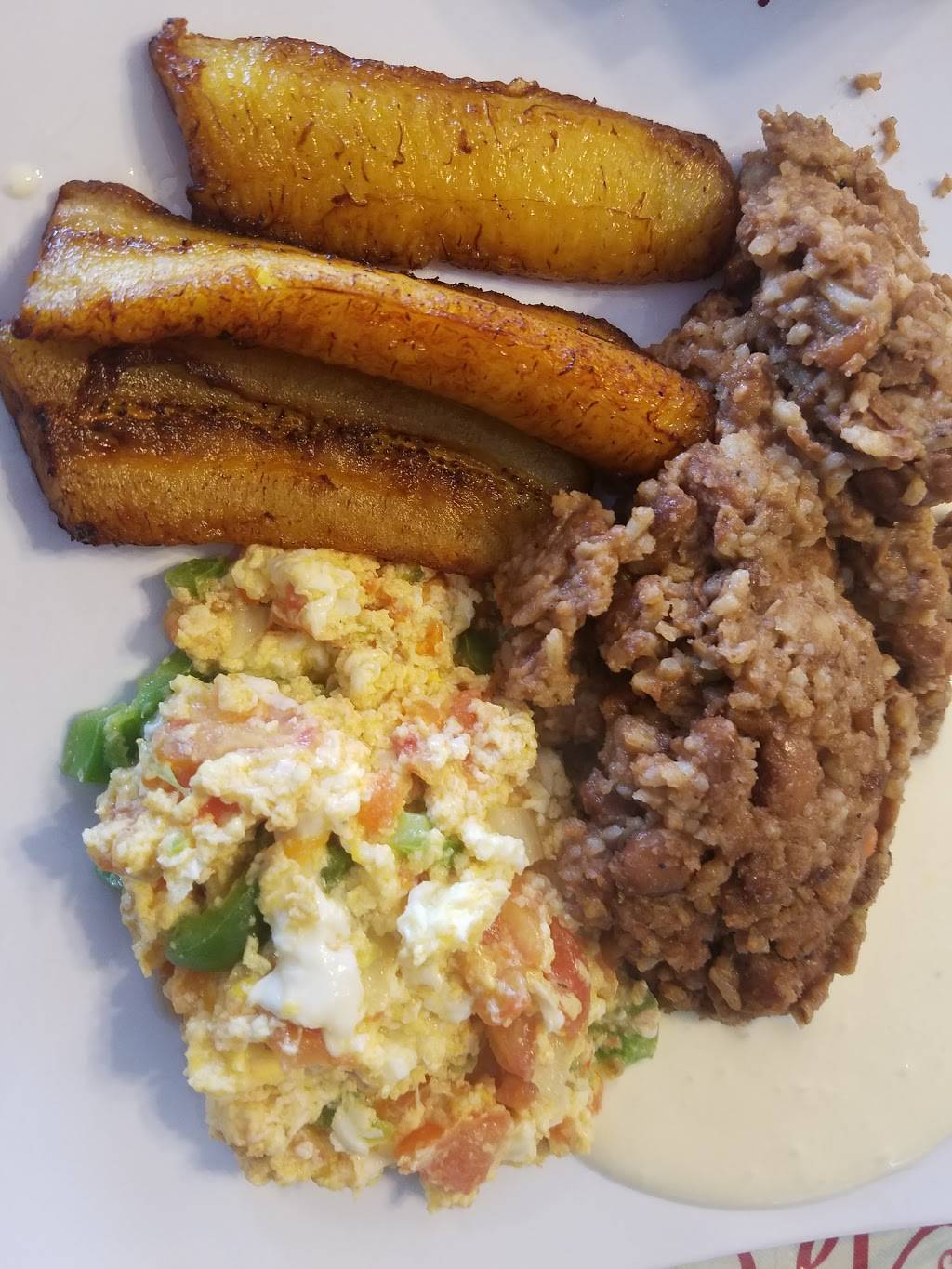 Cojutepeque Restaurant | restaurant | 2610 W 3rd St, Los Angeles, CA 90057, USA | 2133825163 OR +1 213-382-5163