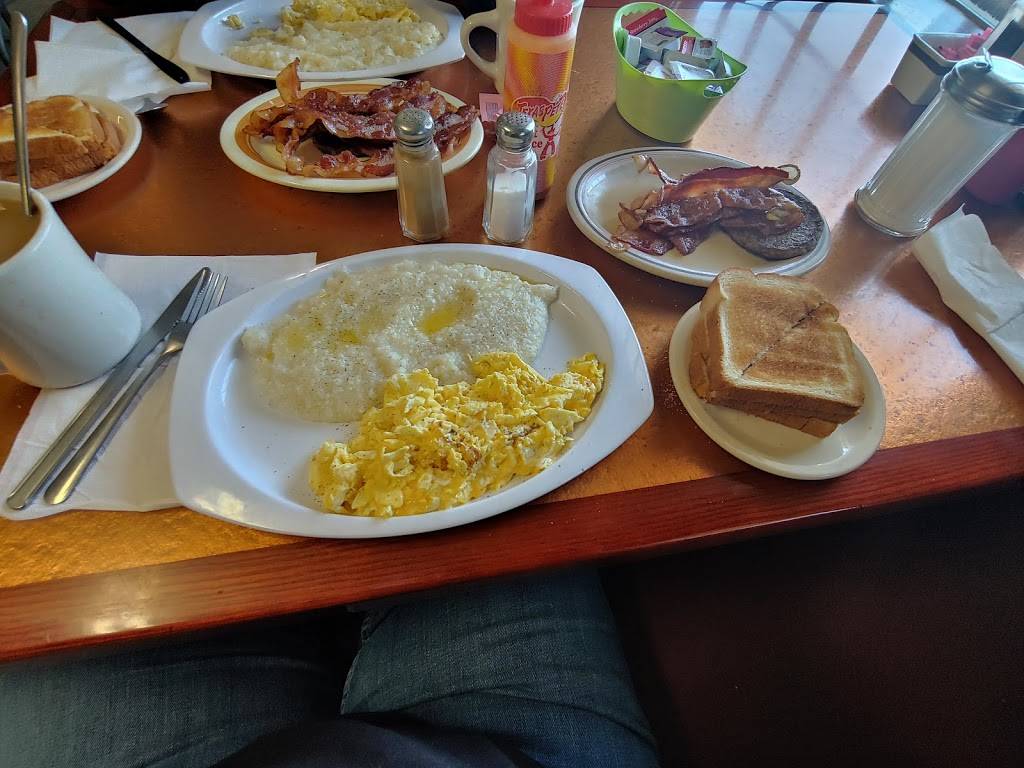 BJs Restaurant | restaurant | 8141 US-74, Polkton, NC 28135, USA | 7042727533 OR +1 704-272-7533