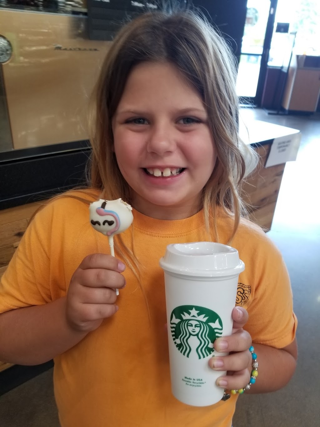 Starbucks | cafe | 180 Goodman Rd E, Southaven, MS 38671, USA | 6623490342 OR +1 662-349-0342