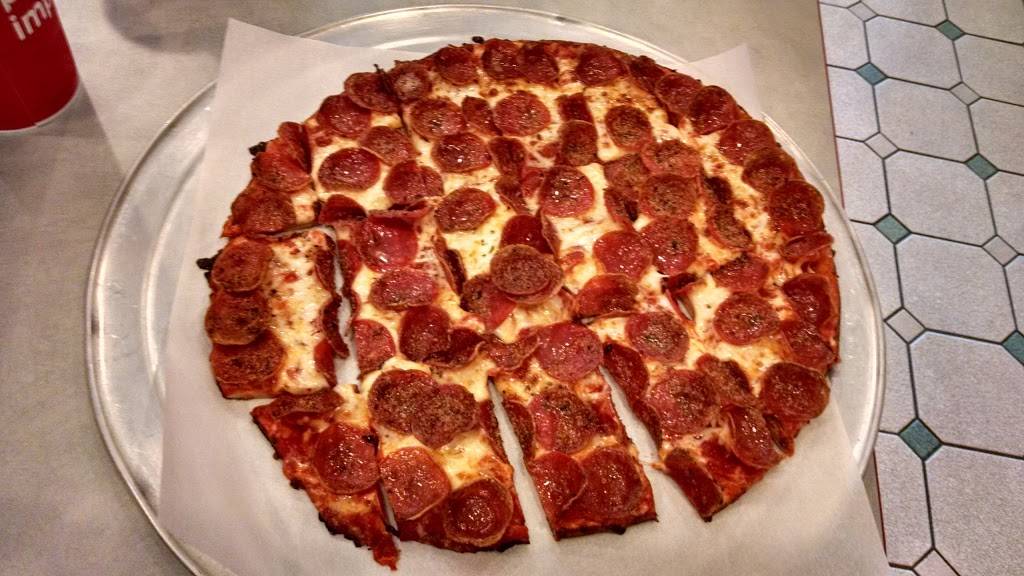 Donatos Pizza | restaurant | 5600 Airway Rd, Dayton, OH 45431, USA | 9372599559 OR +1 937-259-9559