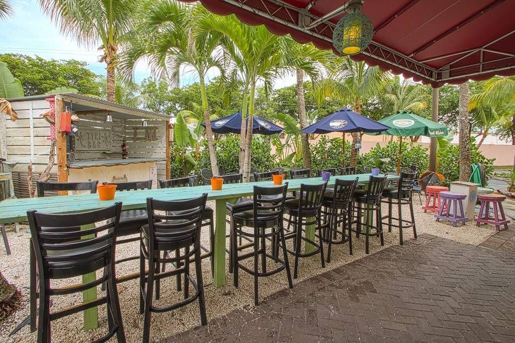 Double Roads Tavern | restaurant | 251 US-1, Jupiter, FL 33477, USA | 5612037061 OR +1 561-203-7061