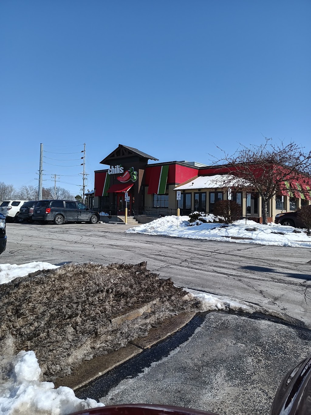 Chilis Grill & Bar | restaurant | 3020 S Glenstone Ave, Springfield, MO 65804, USA | 4178863630 OR +1 417-886-3630