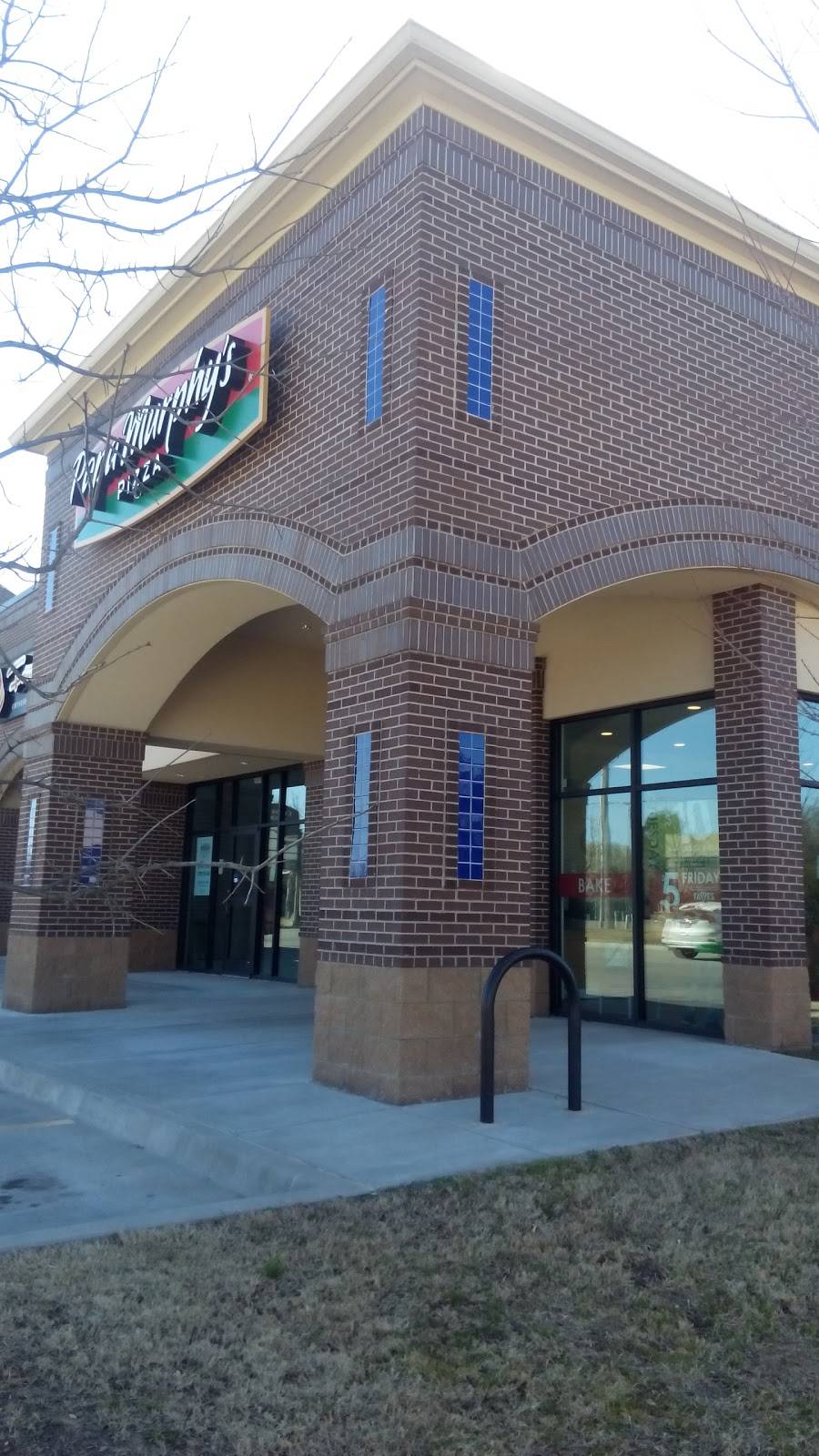 Papa Murphys Take N Bake Pizza | meal takeaway | 320 12th Ave SE, Norman, OK 73071, USA | 4057015775 OR +1 405-701-5775